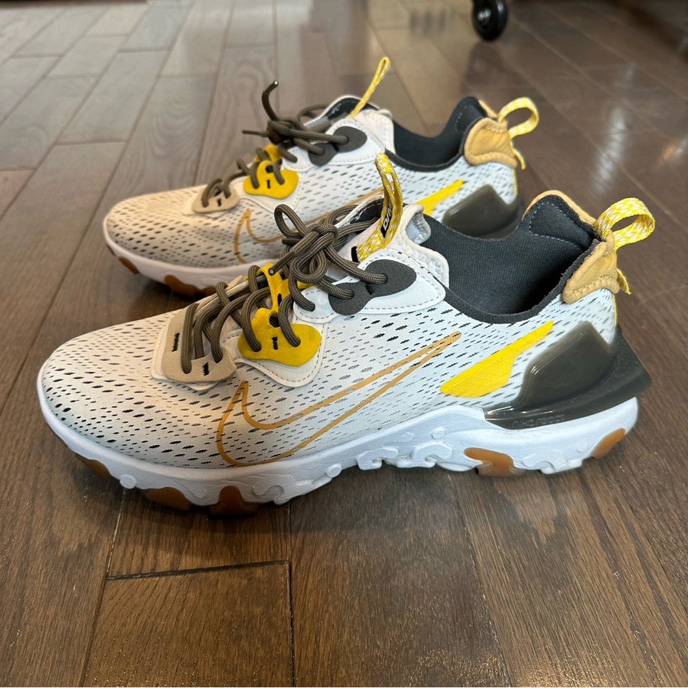 Nike React Vision ‘Honeycomb’ - image 6